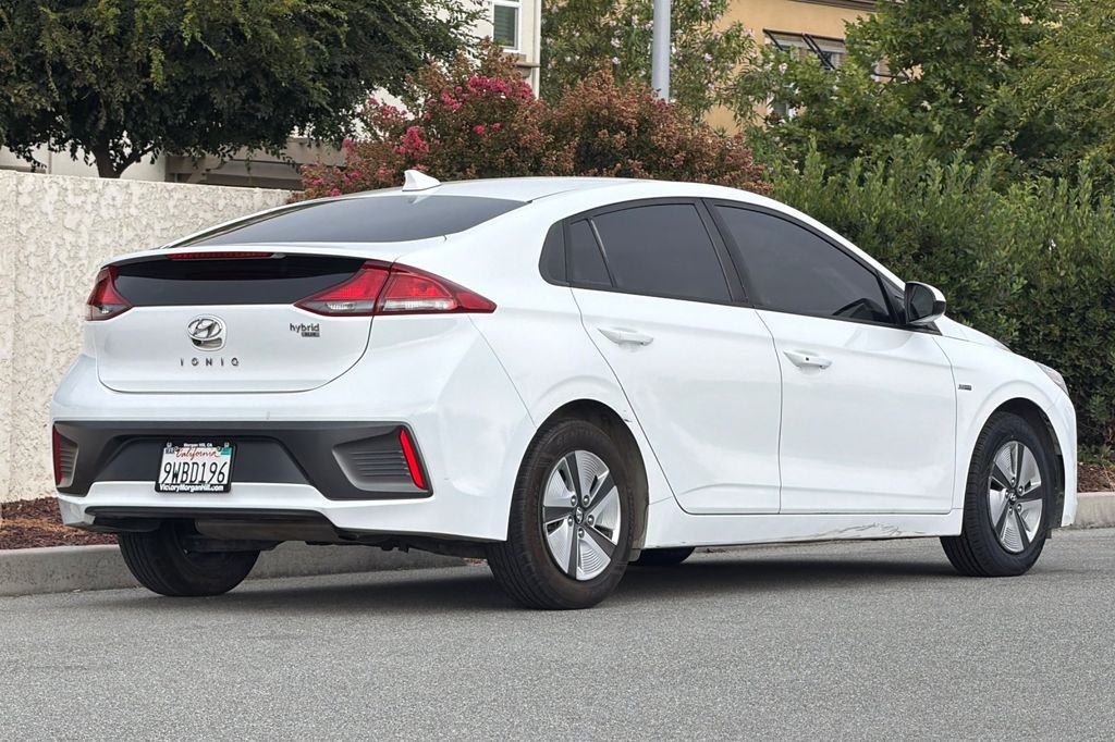 Used 2020 Ceramic White Hyundai Blue image 3