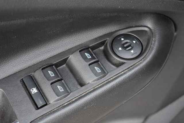 Used 2017 Silver Ford SE image 10