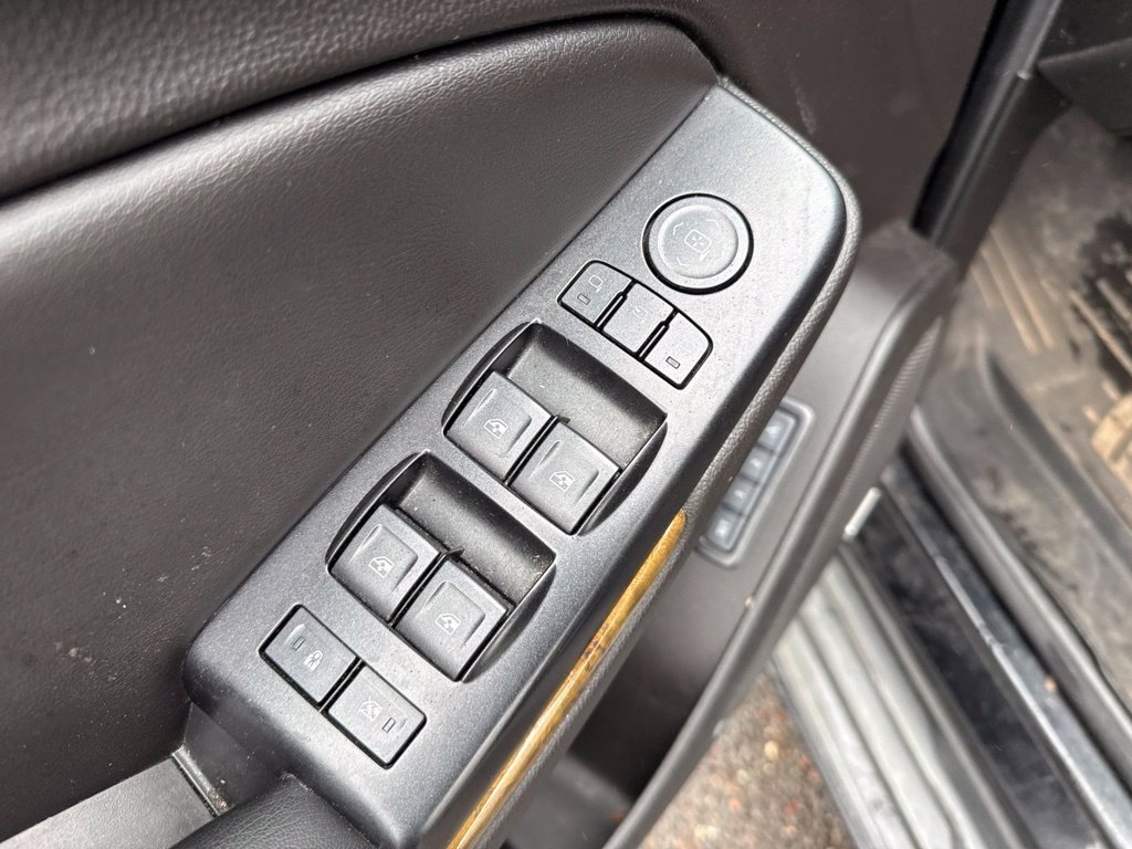 Used 2017 ONYX BLACK GMC Denali image 20