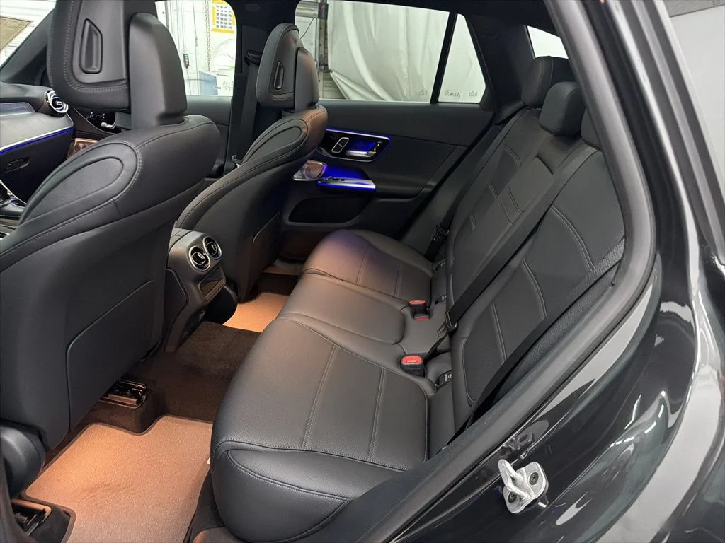 Used 2026 Gray Mercedes-Benz GLC 300 image 22