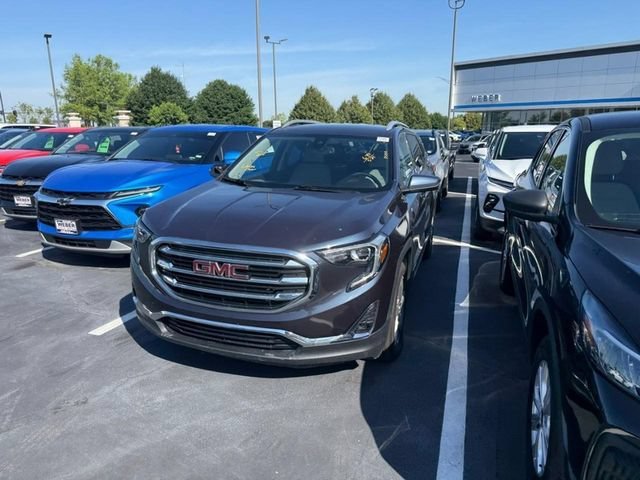 Used 2019 BLUE STEEL METALLIC GMC SLT image 2