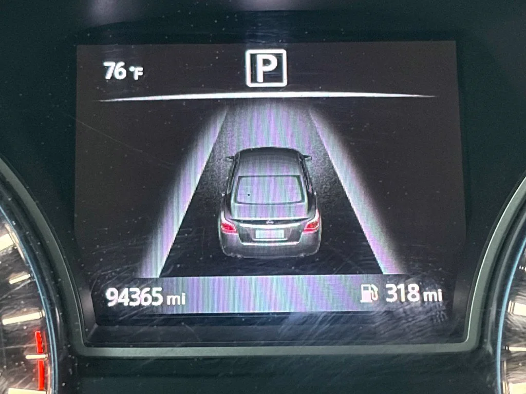 Used 2016 Super Black Nissan 2.5 SR image 29