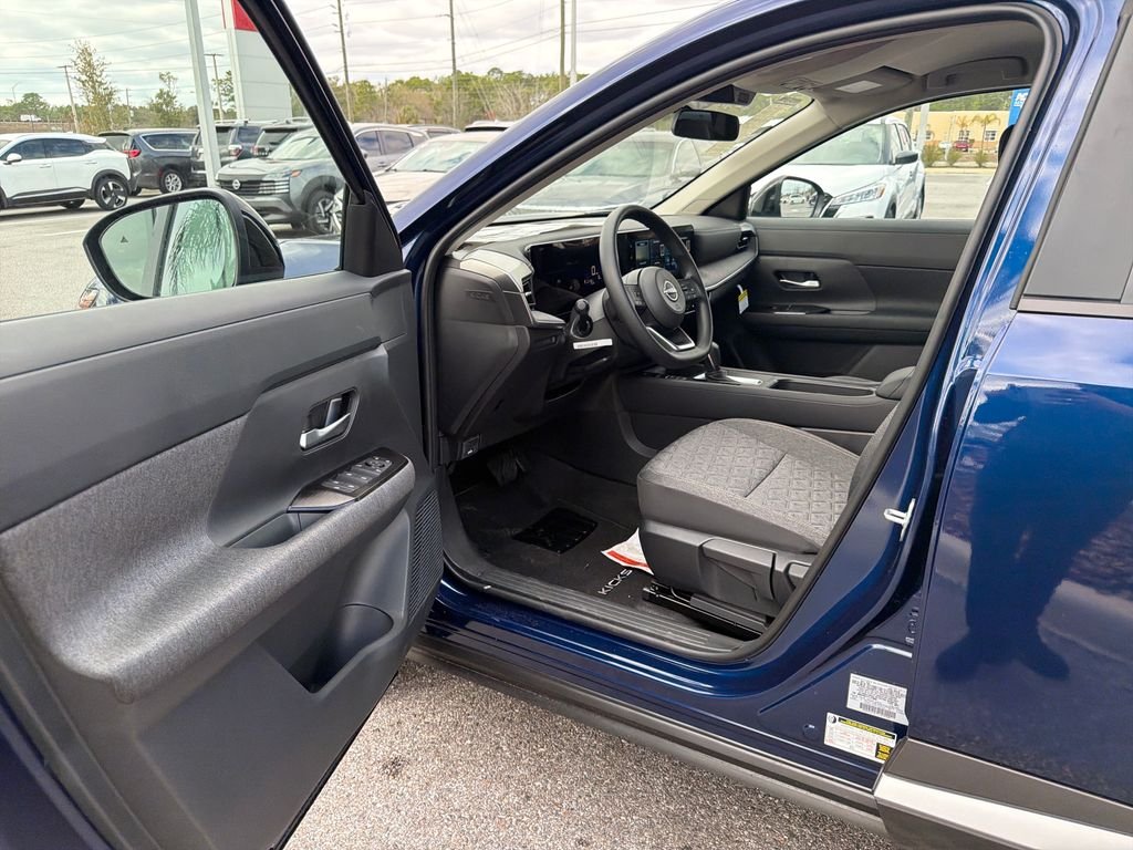 New 2026 Nissan Kicks SV 4D Sport Utility