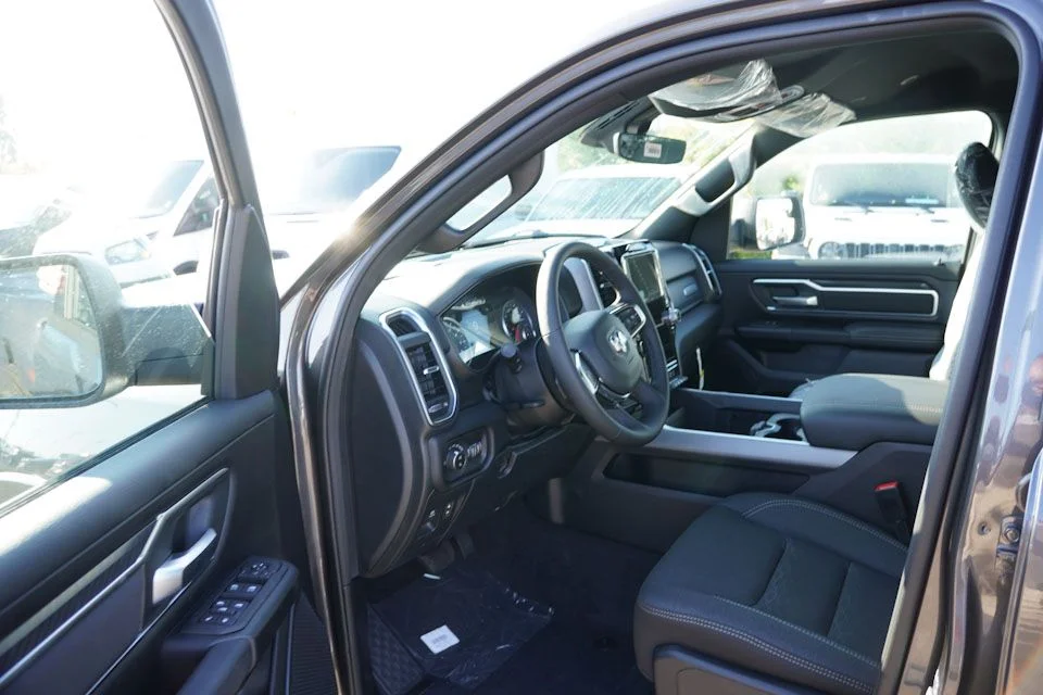 New 2026 Granite Crystal Metallic Clearcoat RAM Big Horn image 10
