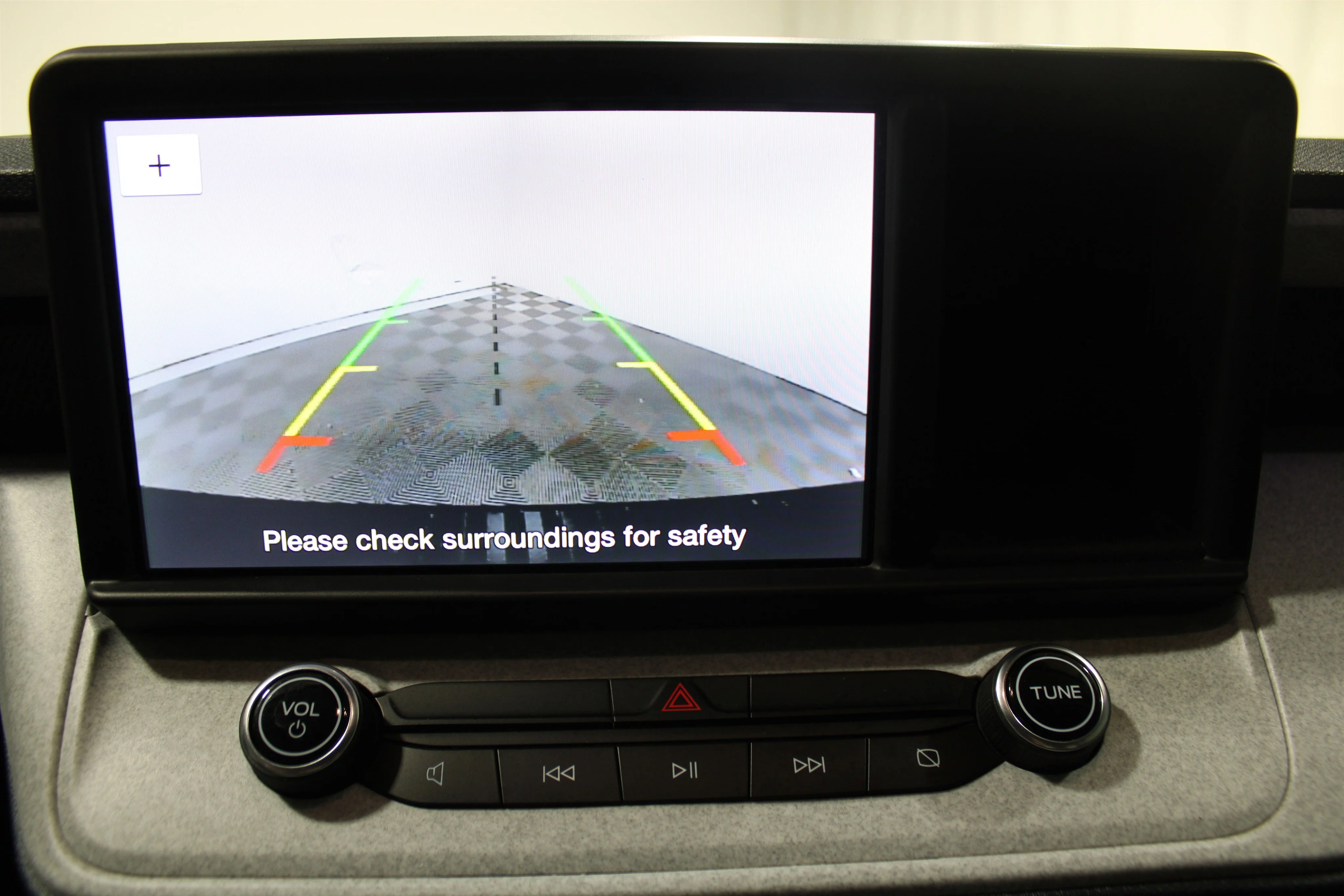 Used 2024 Oxford White Ford XLT image 15