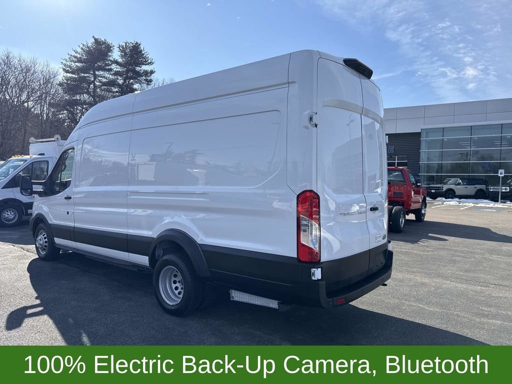 Used 2022 White Ford Base image 3