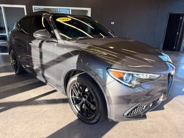 Used 2021 Vesuvio Gray Metallic Alfa Romeo Ti Sport image 7
