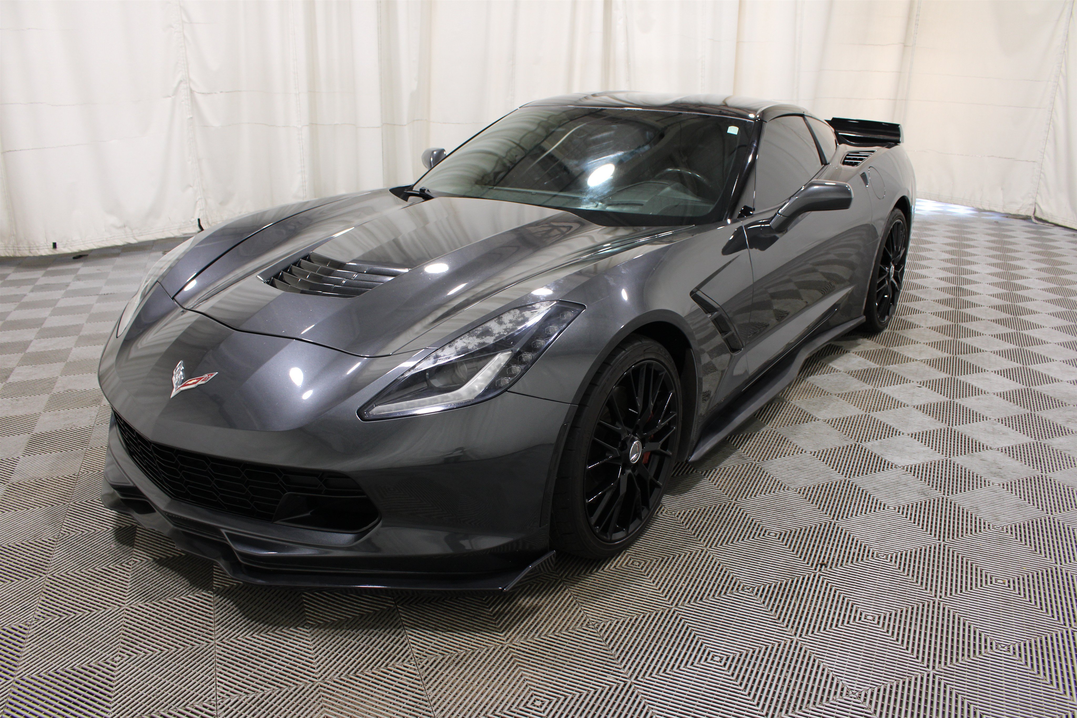 Used 2014 Cyber Gray Metallic Chevrolet Z51 2LT image 29