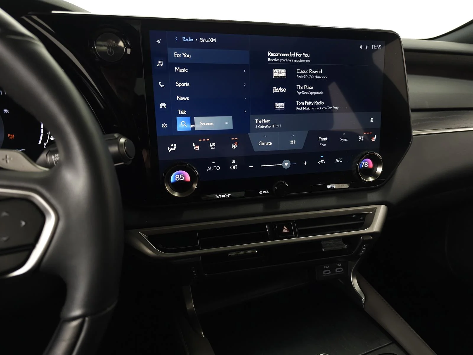 2023 Lexus RX Hybrid 350h - Photo 25