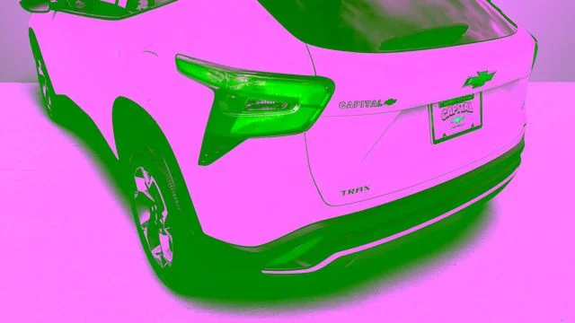 Used 2025 White Chevrolet LT image 35