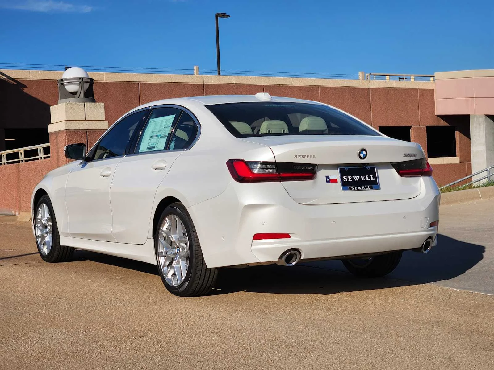 New 2026 Mineral White Metallic BMW 330i NA image 3