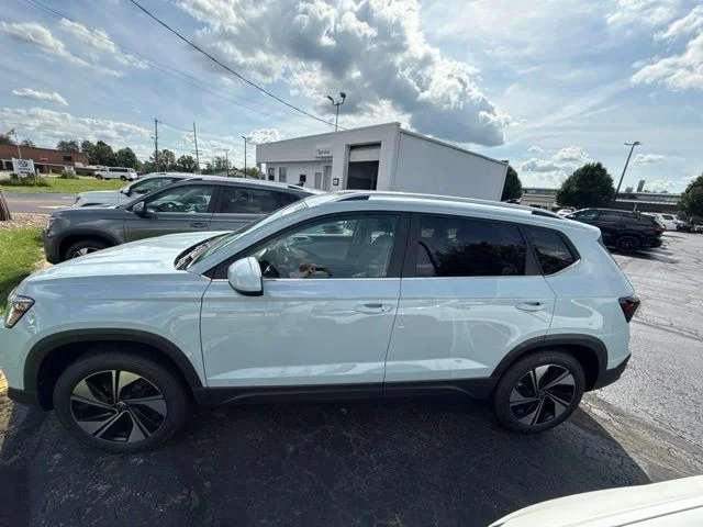 New 2026 Monument Gray Volkswagen 1.5T SE image 5