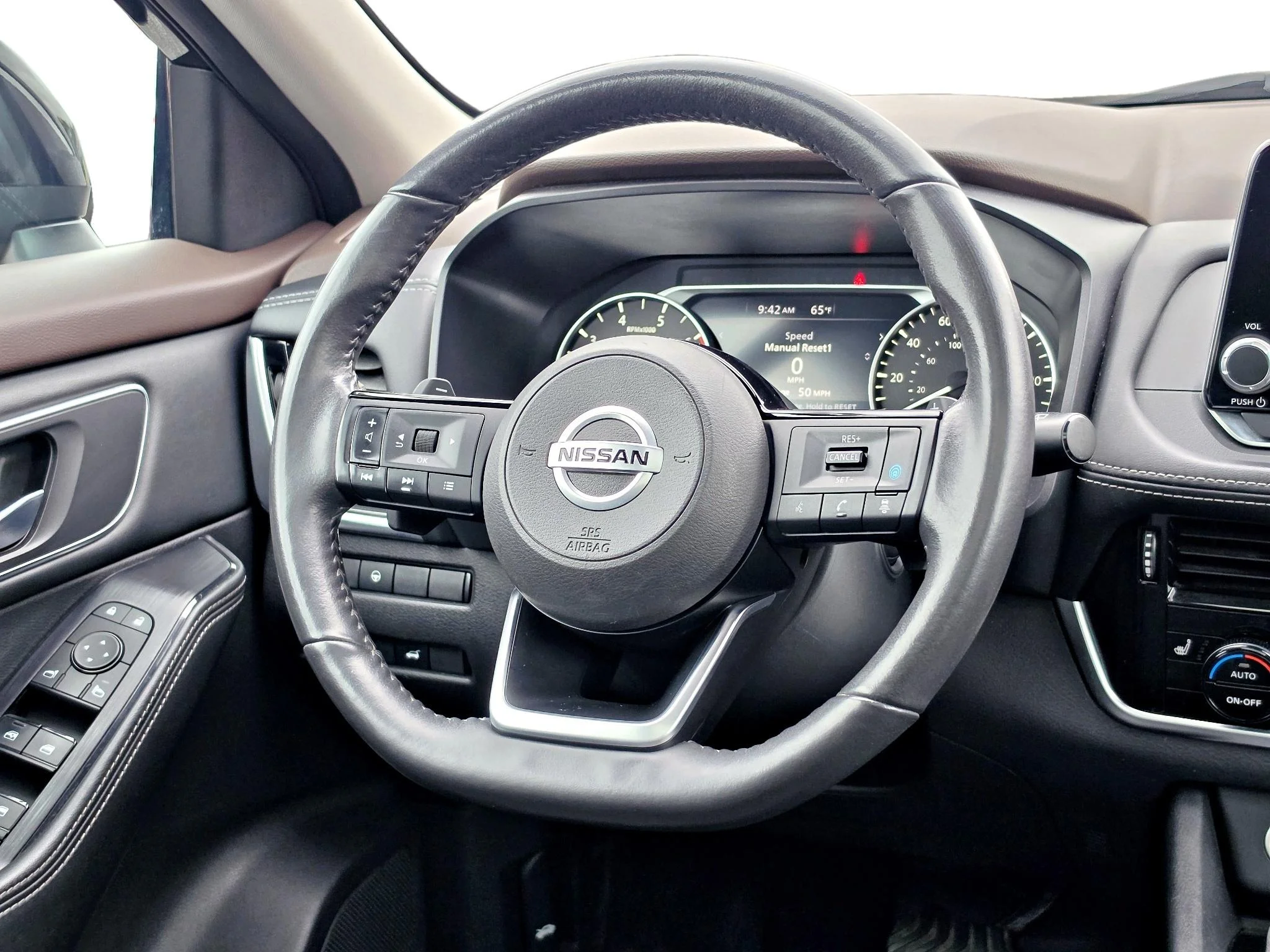 Used 2021 Super Black Nissan SV image 12