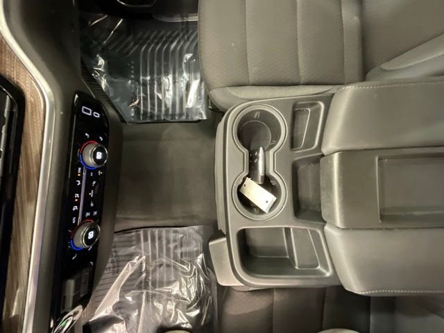 Used 2025 White Chevrolet LT image 21