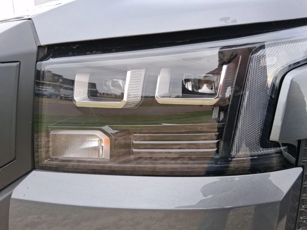 New 2026 Gun Metallic Nissan Crew Cab S image 27