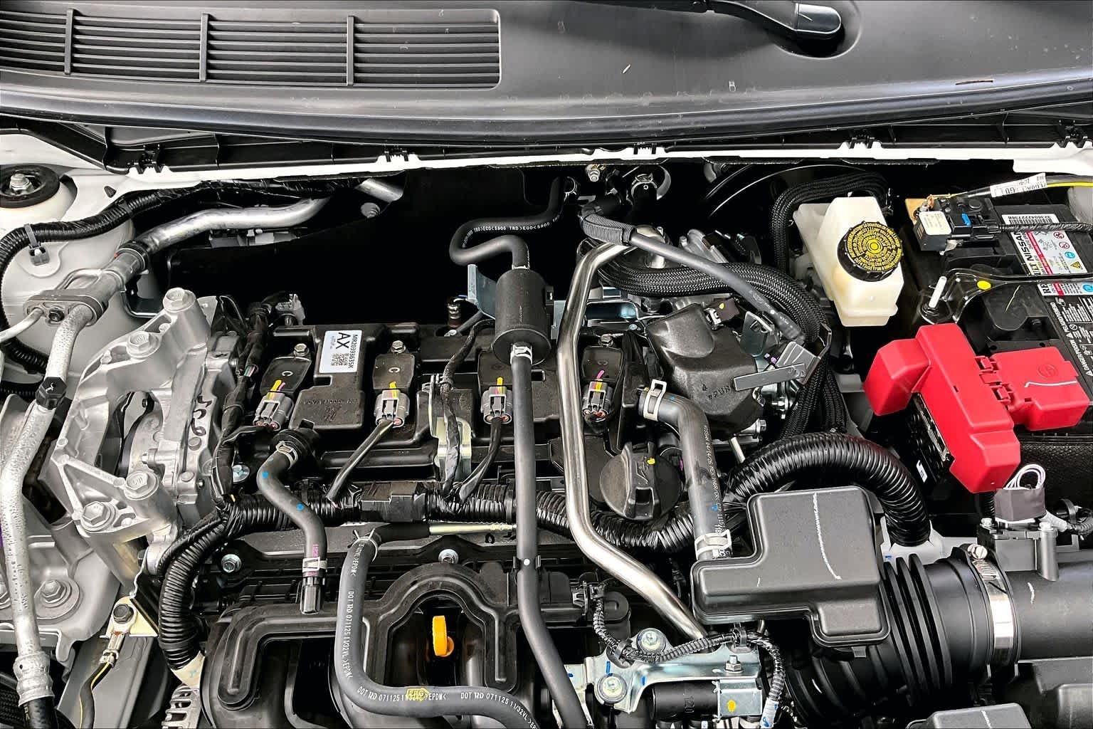 New 2026 Aspen White TriCoat / Super Black Two-tone Nissan SR image 17