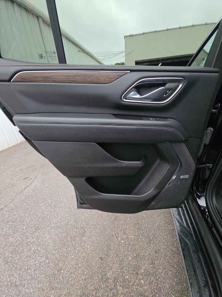 Used 2024 Black Chevrolet Premier image 16