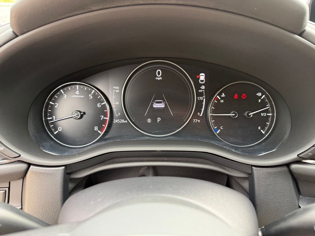 Used 2021 Silver Mazda Preferred image 14