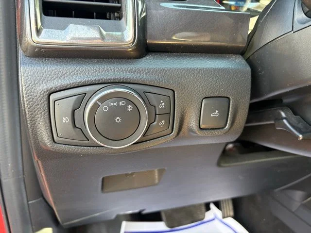 Used 2022 Red Ford Lariat image 28