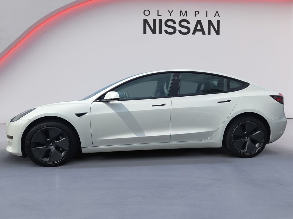 Used 2022 White Tesla Long Range image 2
