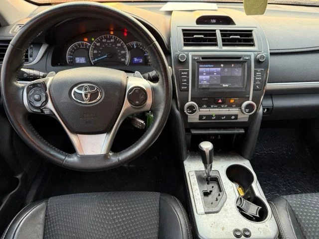 Used 2014 Barcelona Red Metallic Toyota SE Sport image 3