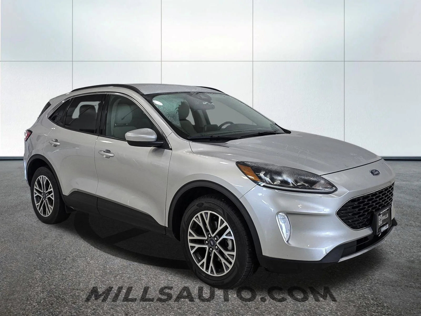 Used 2020 Silver Ford SEL image 10