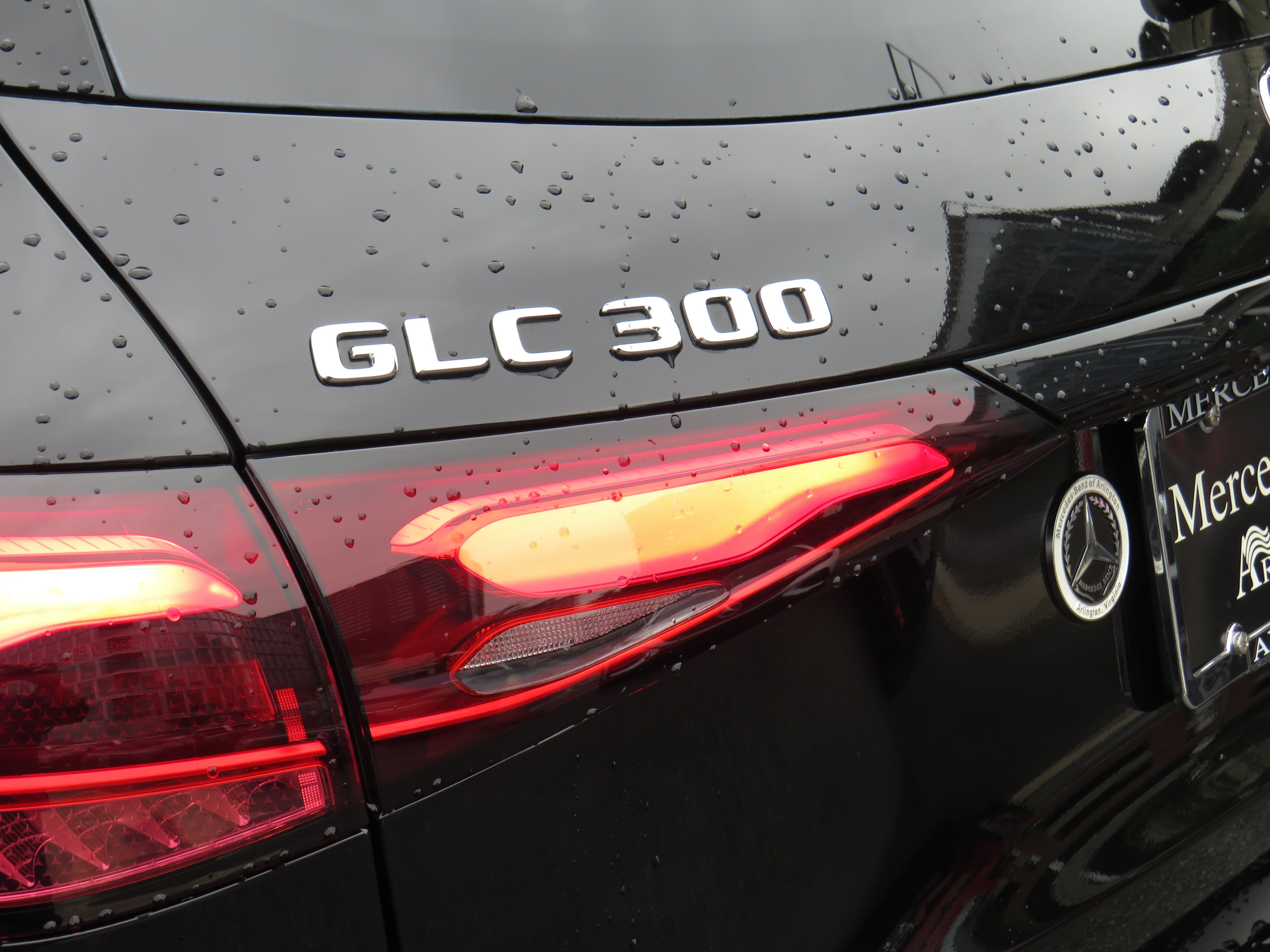 Used 2026 Black Mercedes-Benz GLC 300 4MATIC® image 29