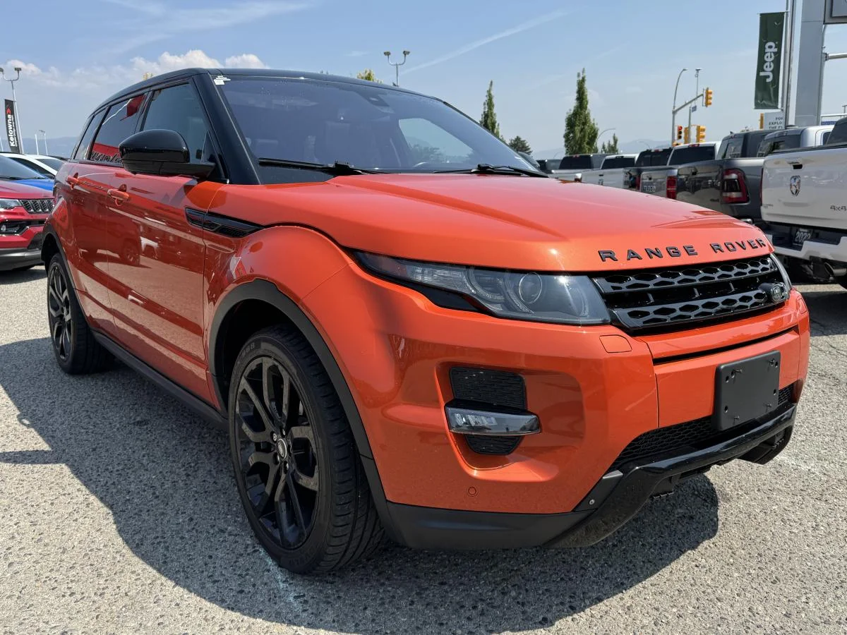 Used 2015 Orange Land Rover Dynamic Premium 5 image 4
