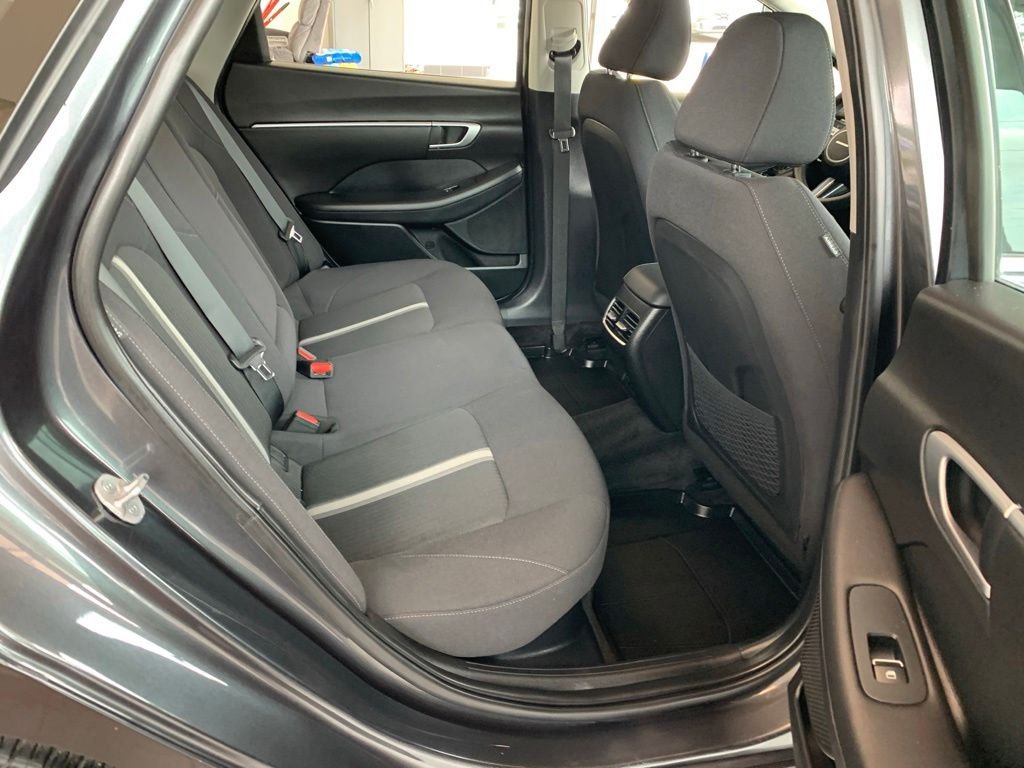 2024 Hyundai Sonata Hybrid SEL - Photo 17