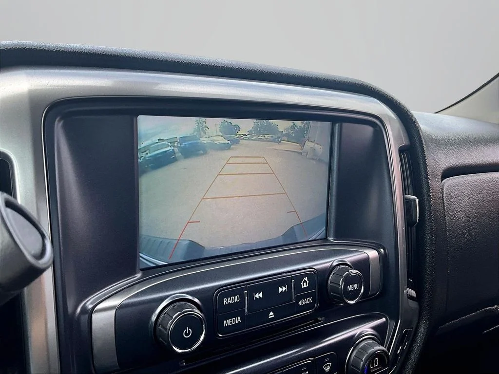 Used 2018 Black Chevrolet LT image 21