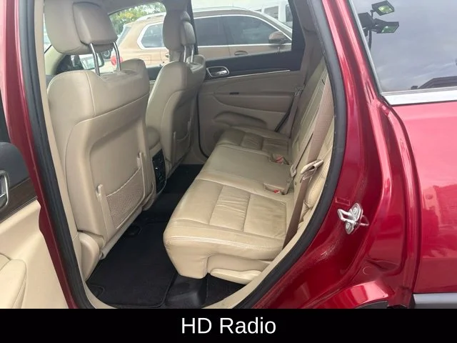 Used 2015 Red Jeep Limited image 11