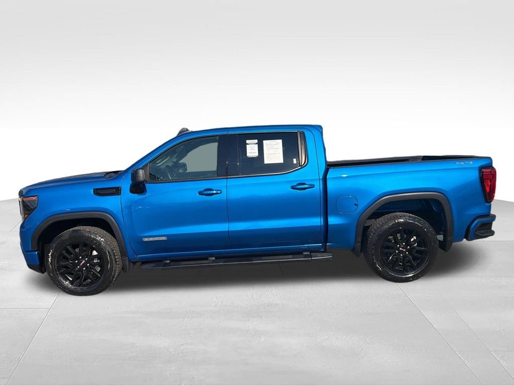 Used 2023 Blue GMC Elevation image 2