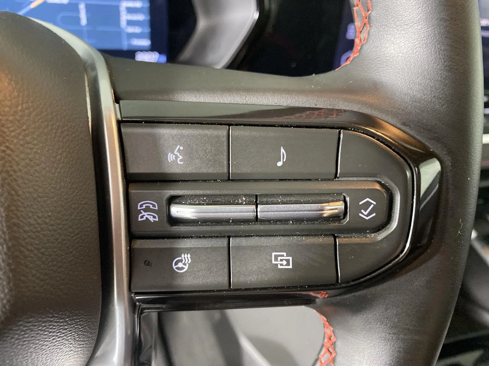 Used 2026 Summit White Chevrolet Z71 image 15