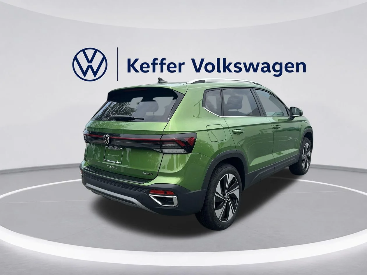 New 2026 Green Volkswagen 1.5T SE image 5