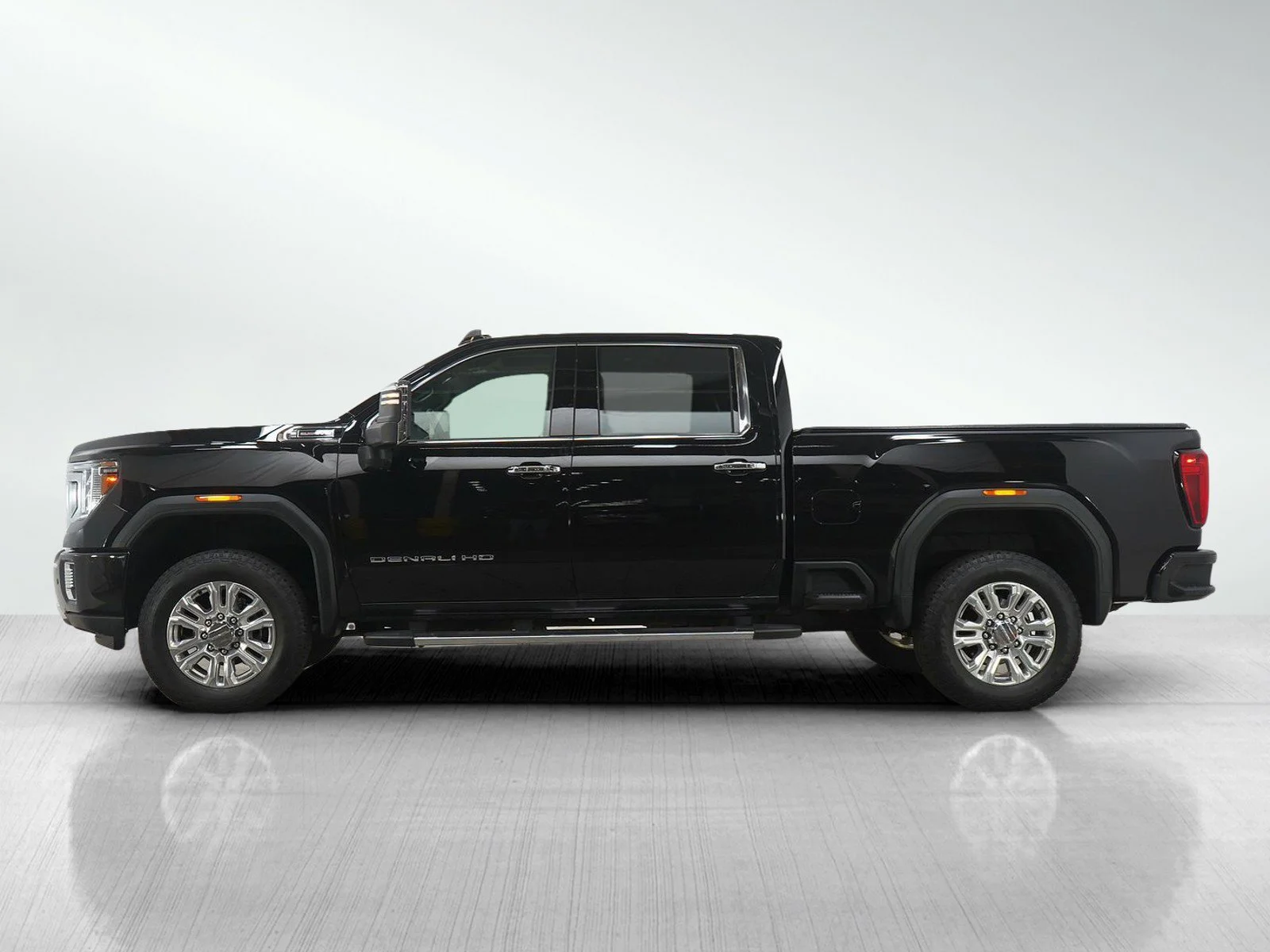 Used 2021 GMC Sierra 2500 Denali HD Denali with VIN 1GT49RE74MF158314 for sale in Roseville, Minnesota