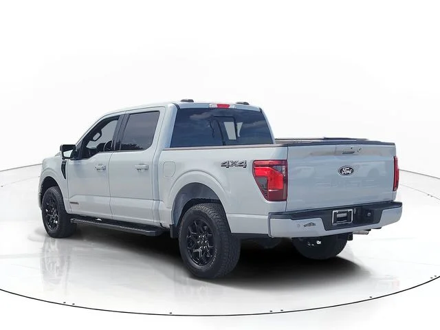 Used 2024 White Ford XLT image 7