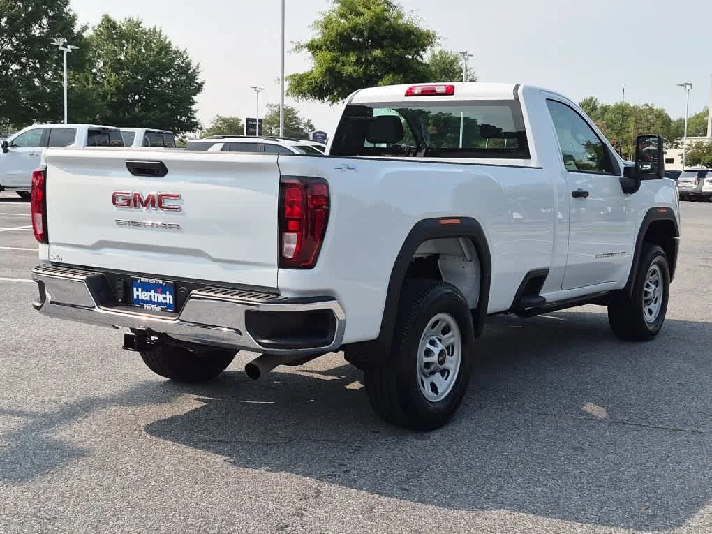 Used 2024 Summit White GMC Pro image 3