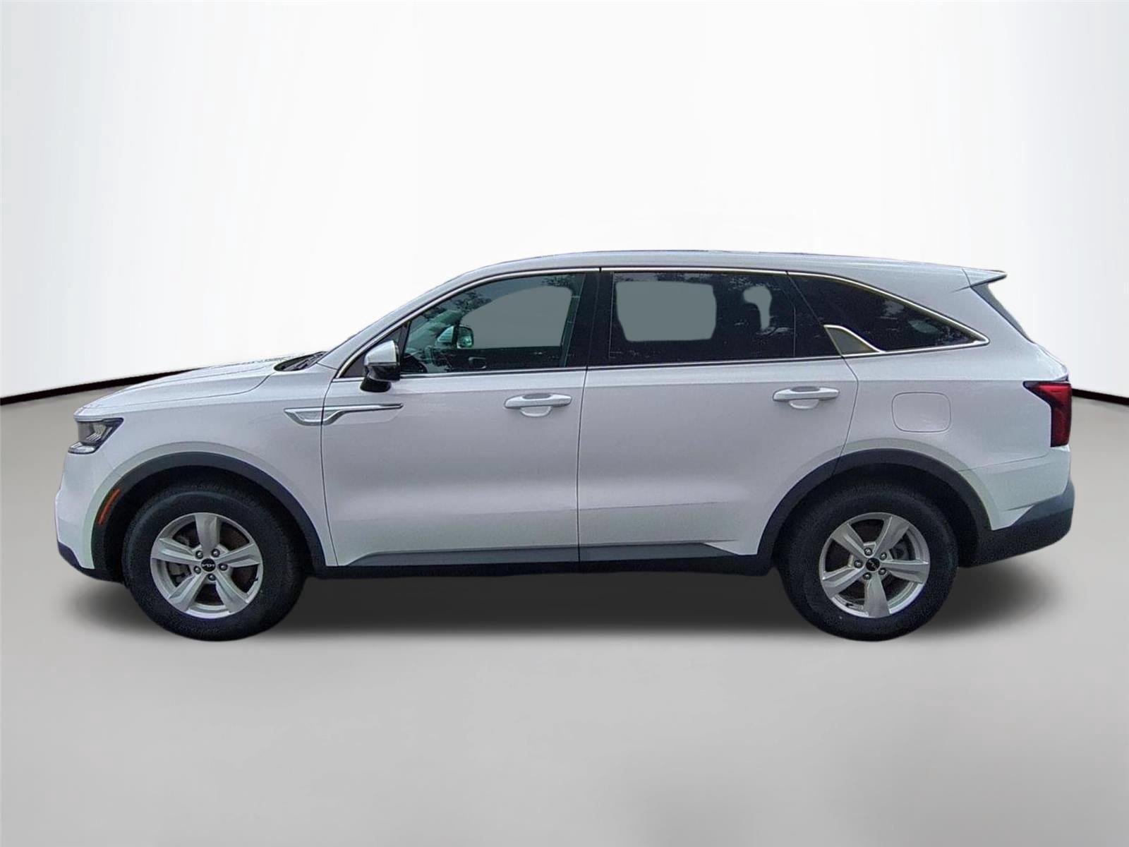 Used 2023 Glacial White Pearl Kia LX image 2