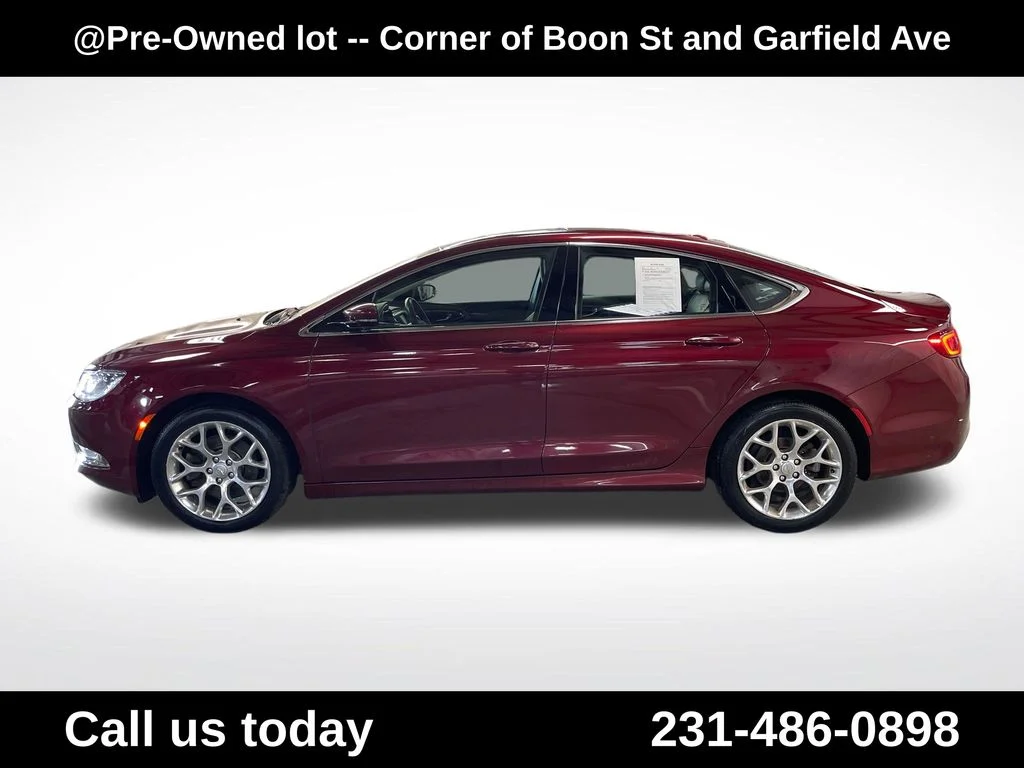 Used 2015 Red Chrysler C image 2