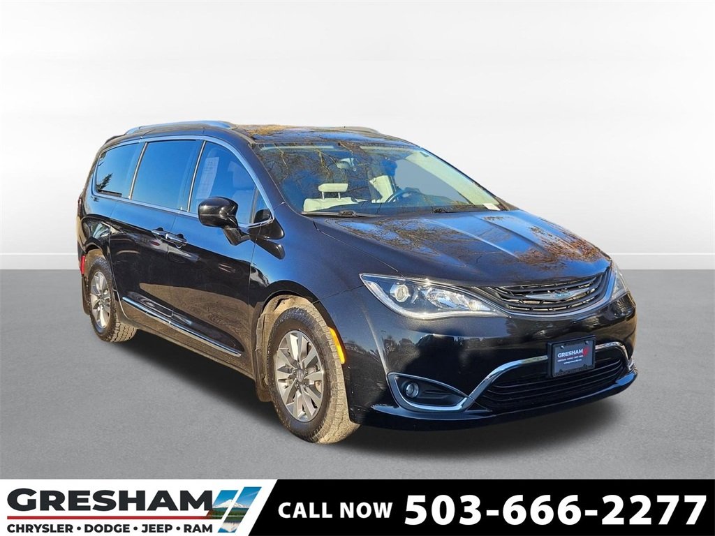 2018 Chrysler Pacifica Hybrid Touring L
