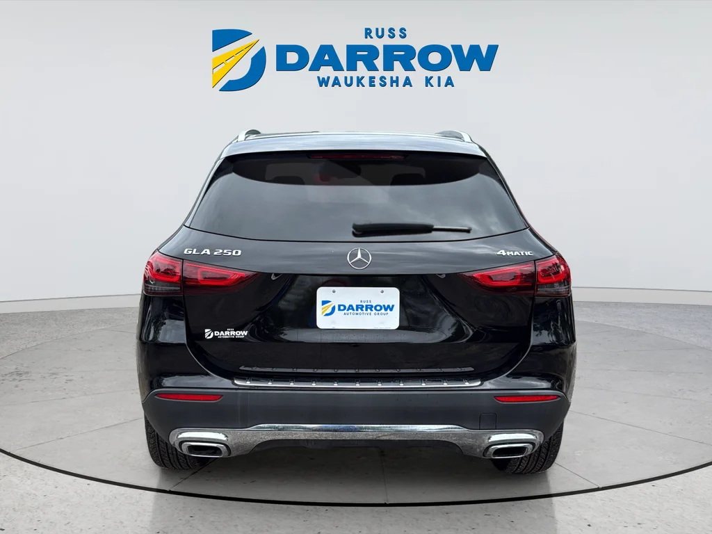 Used 2021 Black Mercedes-Benz GLA 250 image 4