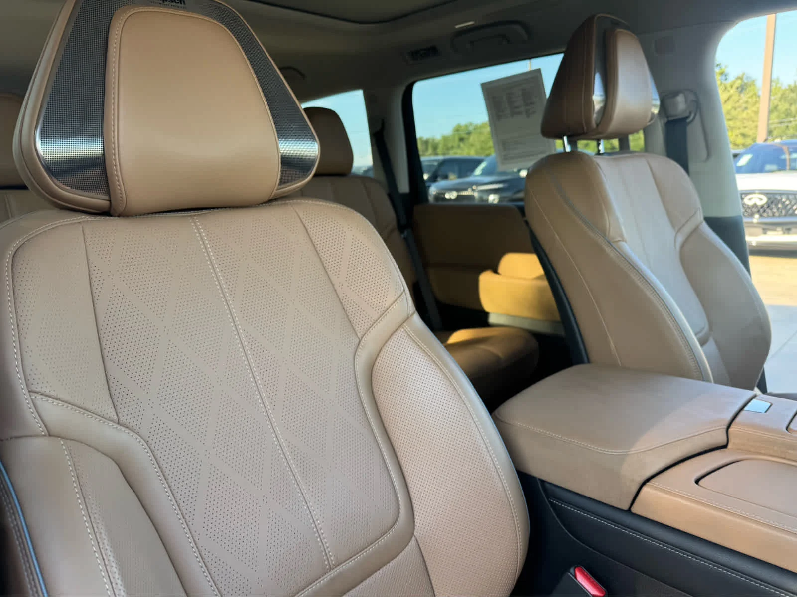 Certified Used 2025 Dynamic Metal INFINITI SENSORY image 13