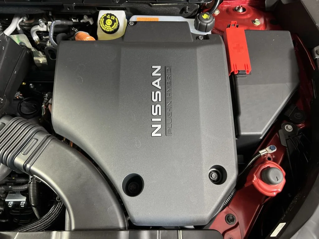 New 2026 Red Nissan Platinum image 18