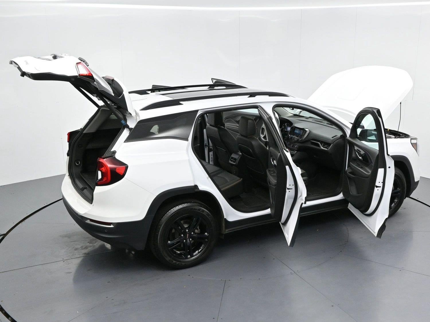 Used 2022 Summit White GMC AT4 image 47