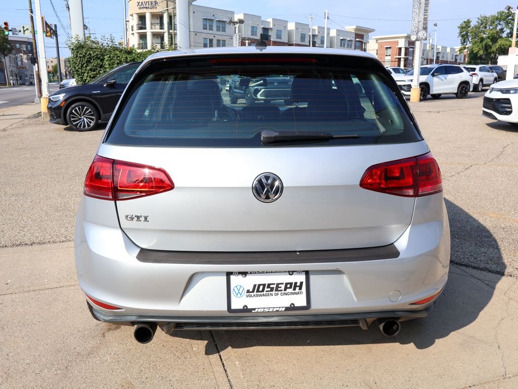 Used 2015 Silver Volkswagen 2.0T S image 4