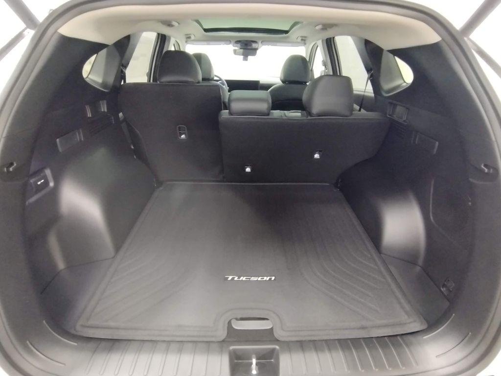 New 2026 White Pearl Hyundai Limited image 16