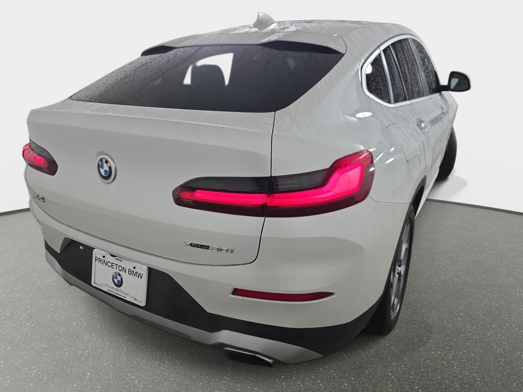Certified Used 2025 Mineral White Metallic BMW xDrive30i image 39