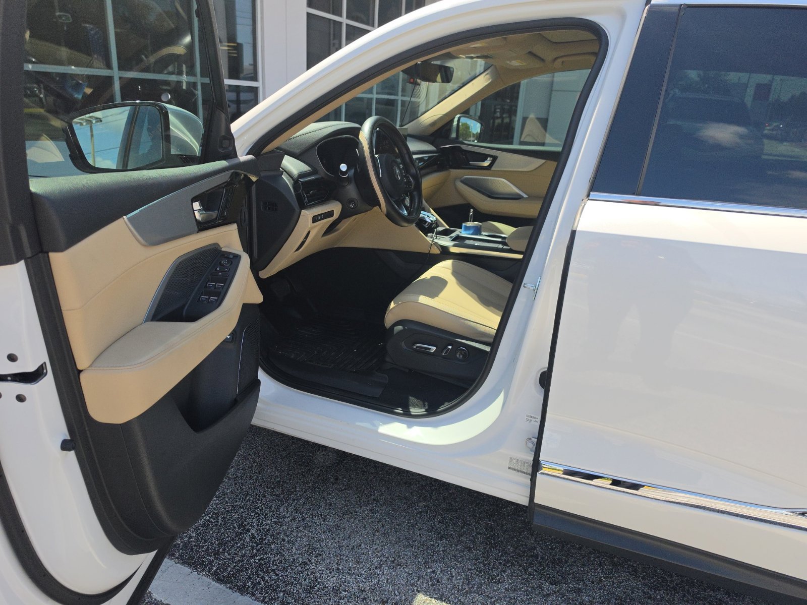 Used 2025 Platinum White Acura Base image 11