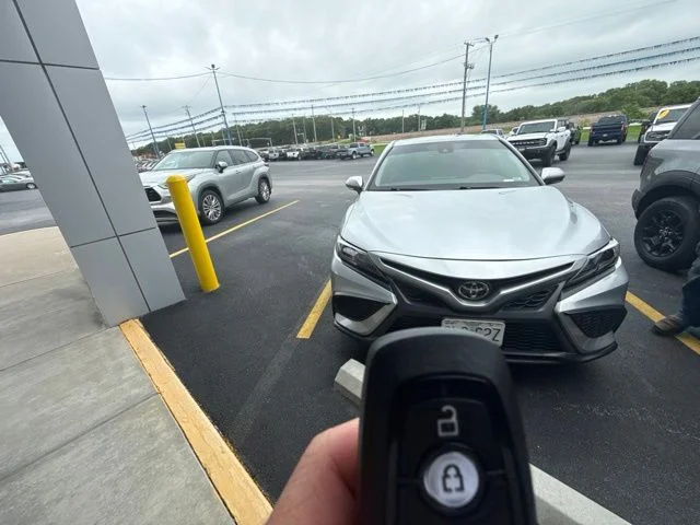 Used 2022 Silver Toyota SE image 3