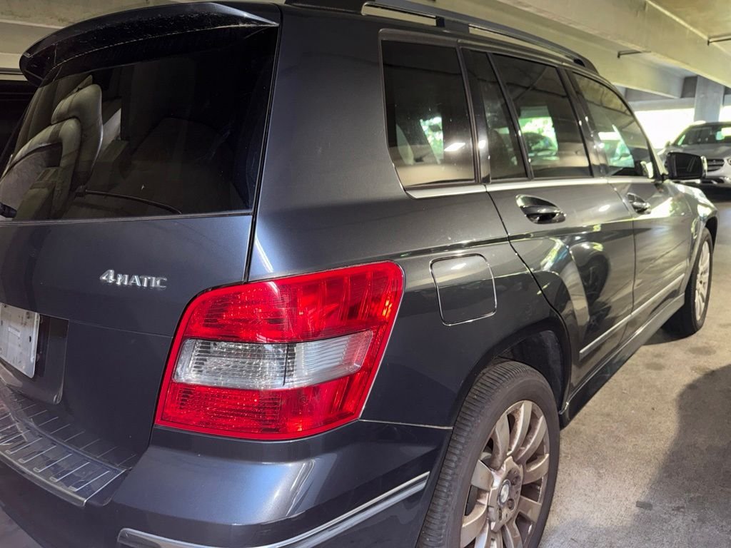 Used 2011 Steel Gray Metallic Mercedes-Benz GLK 350 image 3